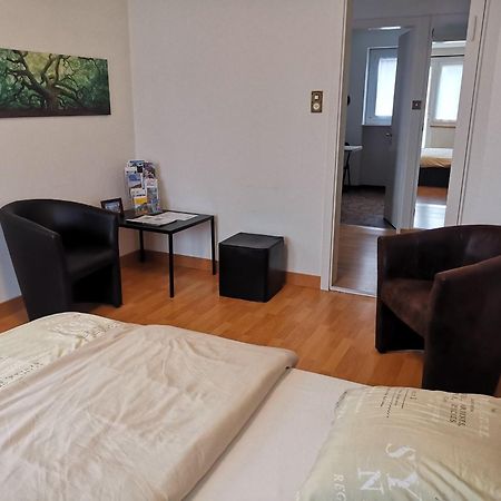 ציריך Turicum Apartment Mit Balkon Und Parkplatz מראה חיצוני תמונה